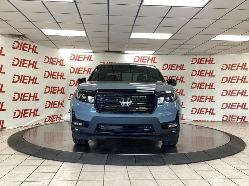 Used 2023  Honda Black Edition image 2