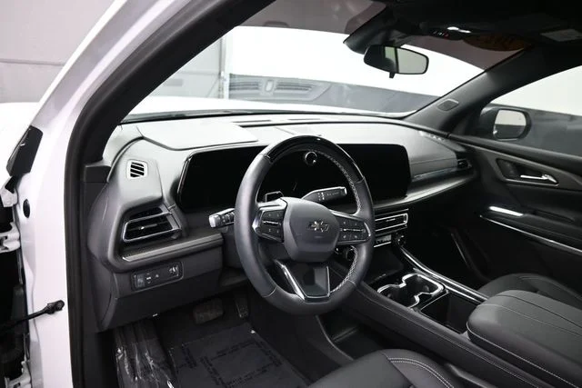 Used 2025 Beige Chevrolet LT image 28
