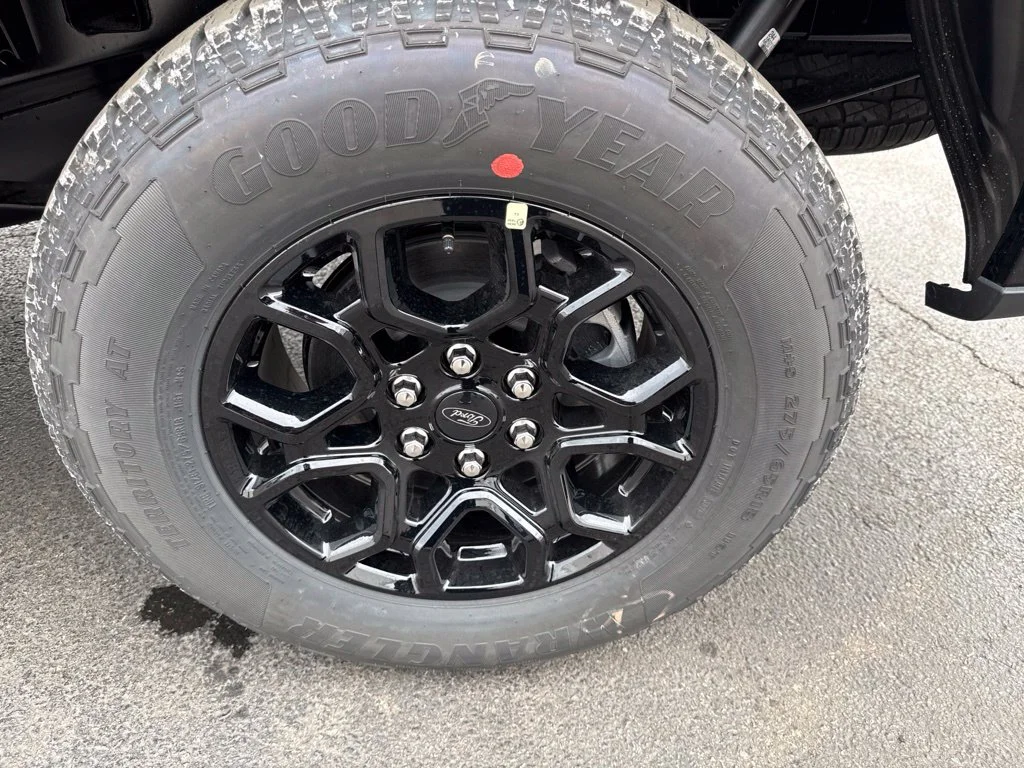 New 2026 Agate Black Metallic Ford XLT image 57
