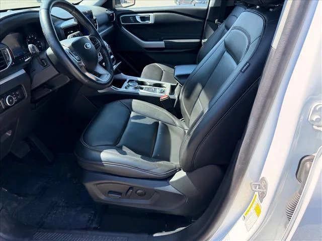 Used 2024 Oxford White Ford XLT image 10