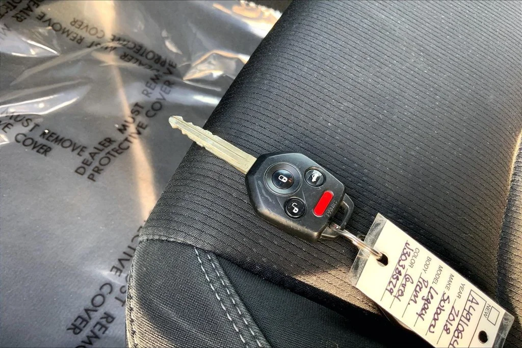 Used 2018 Gray Subaru 2.5i image 14