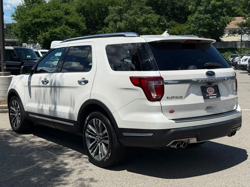 Used 2019 White Ford Platinum image 8