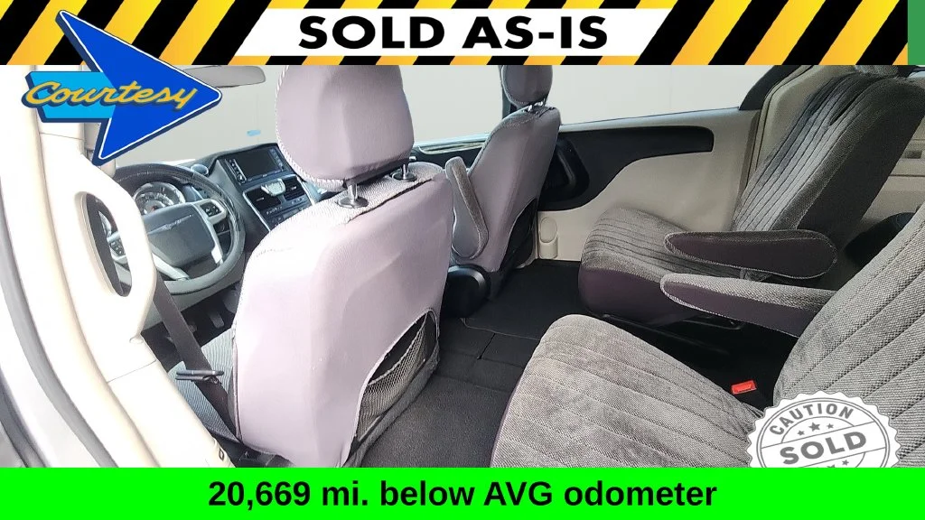Used 2014 Silver Chrysler Touring image 12