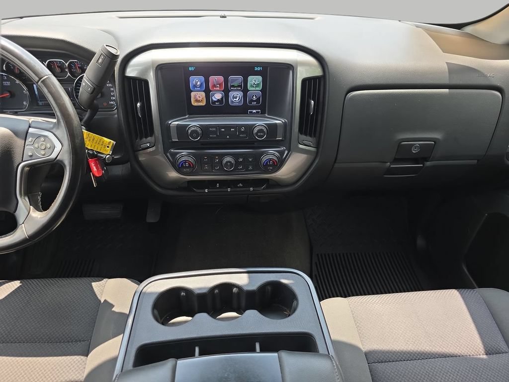 Used 2017 GRAPHITE METALLIC Chevrolet LT image 11