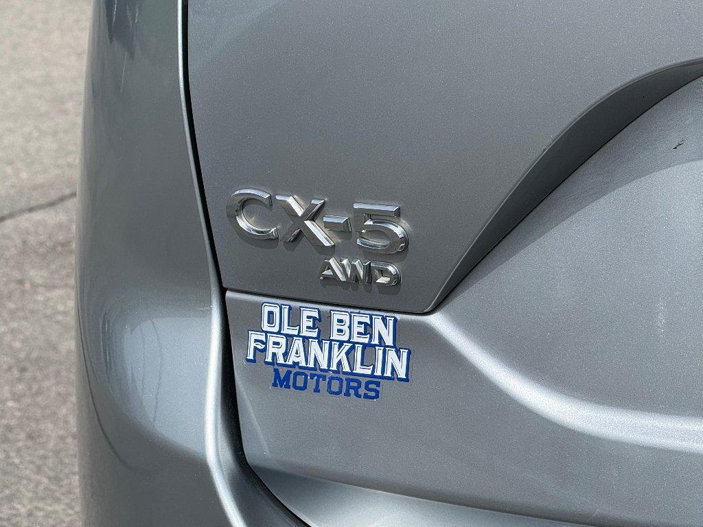Used 2020 Sonic Silver Metallic Mazda Touring image 10