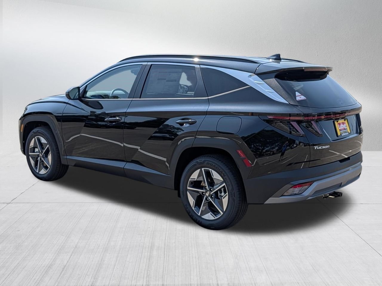 New 2026 Ash Black Hyundai SEL Convenience image 3
