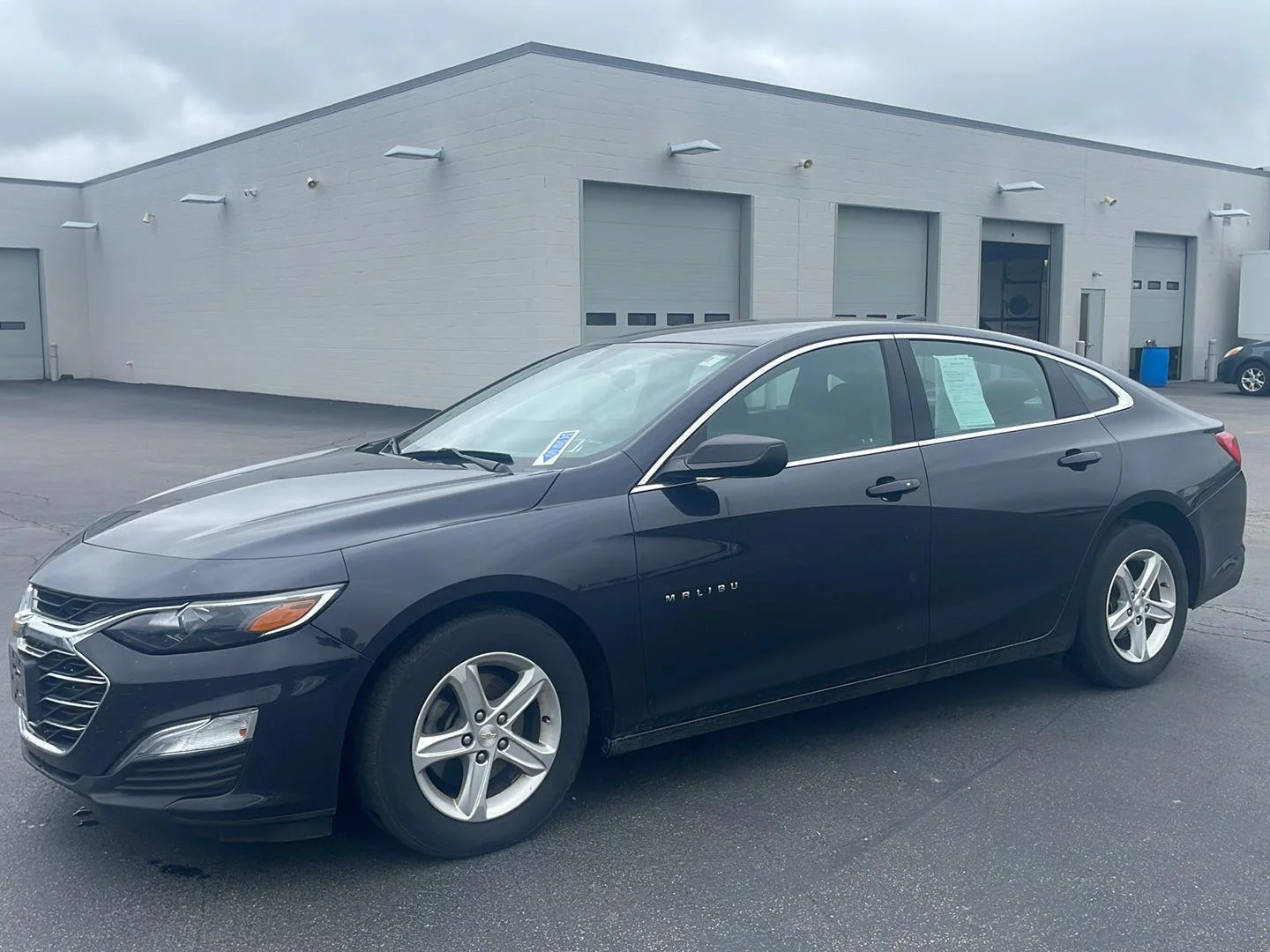 Used 2022 Dark Ash Metallic Chevrolet LS image 4