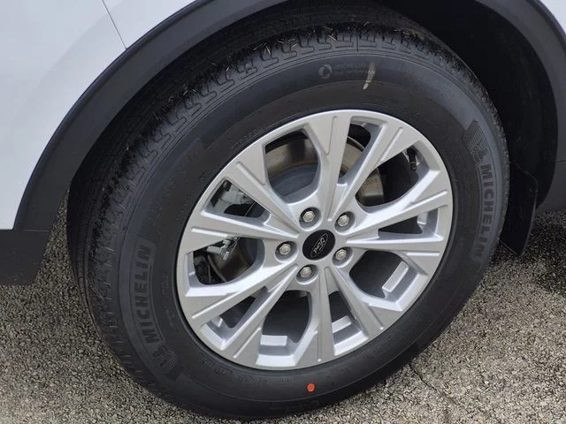 New 2026 Oxford White Ford Active® image 8