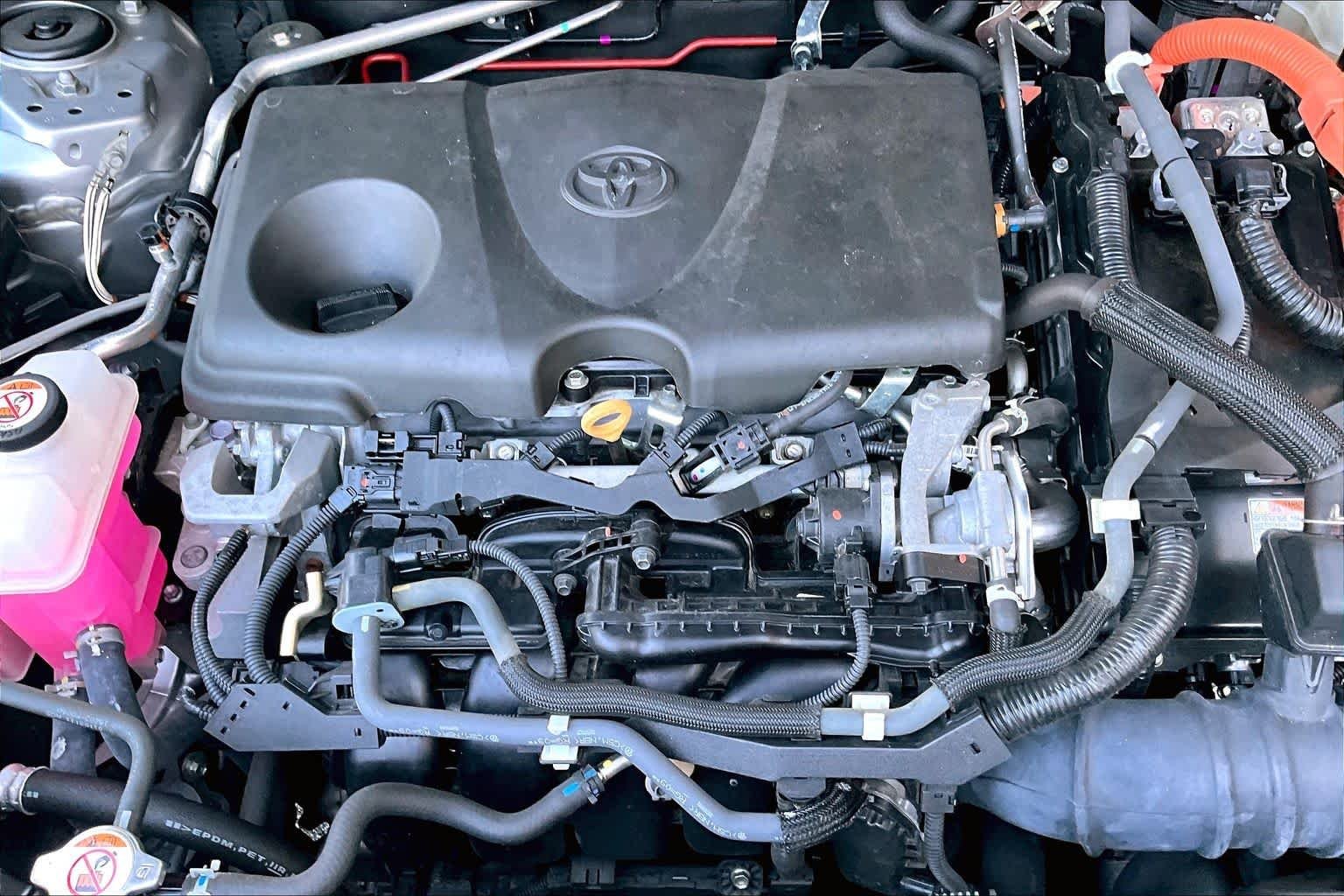 Used 2021 Silver Sky Metallic Toyota Hybrid XLE image 33