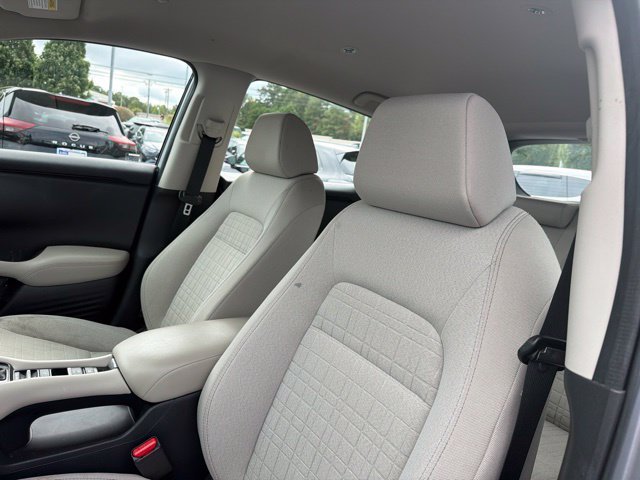 Certified Used 2024 Lunar Silver Metallic Honda LX image 12