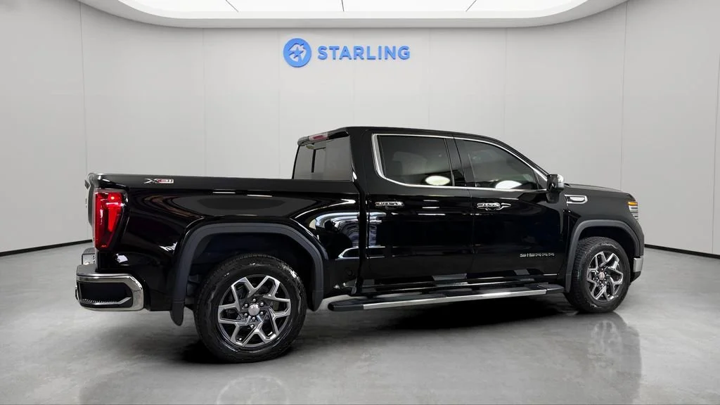 Certified Used 2024 Onyx Black GMC SLT image 10