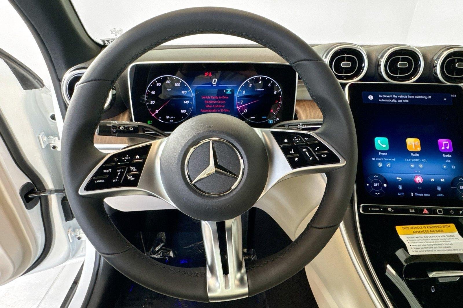 New 2026 Polar White Mercedes-Benz GLC 300 image 11