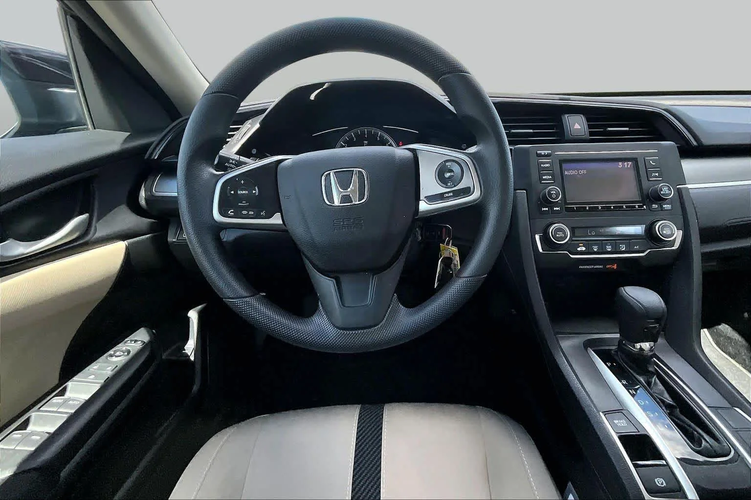 Used 2018 Crystal Black Pearl Honda LX image 6