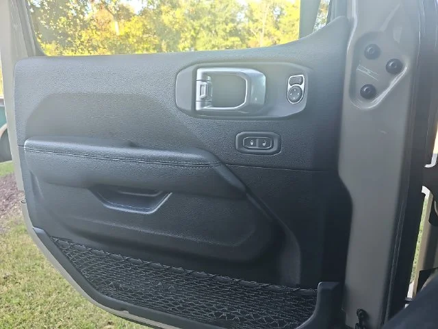 Used 2022 Beige Jeep Unlimited Sahara Altitude image 26
