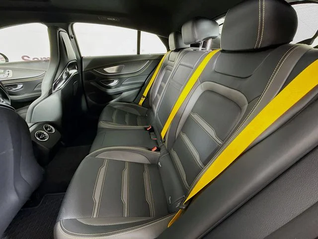 Used 2023  Mercedes-Benz Base image 26