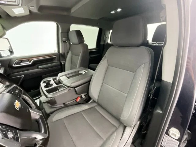 Used 2024 Gray Chevrolet LT image 6
