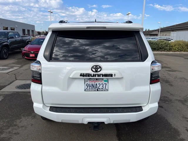 Used 2023 Ice Toyota SR5 Premium image 4