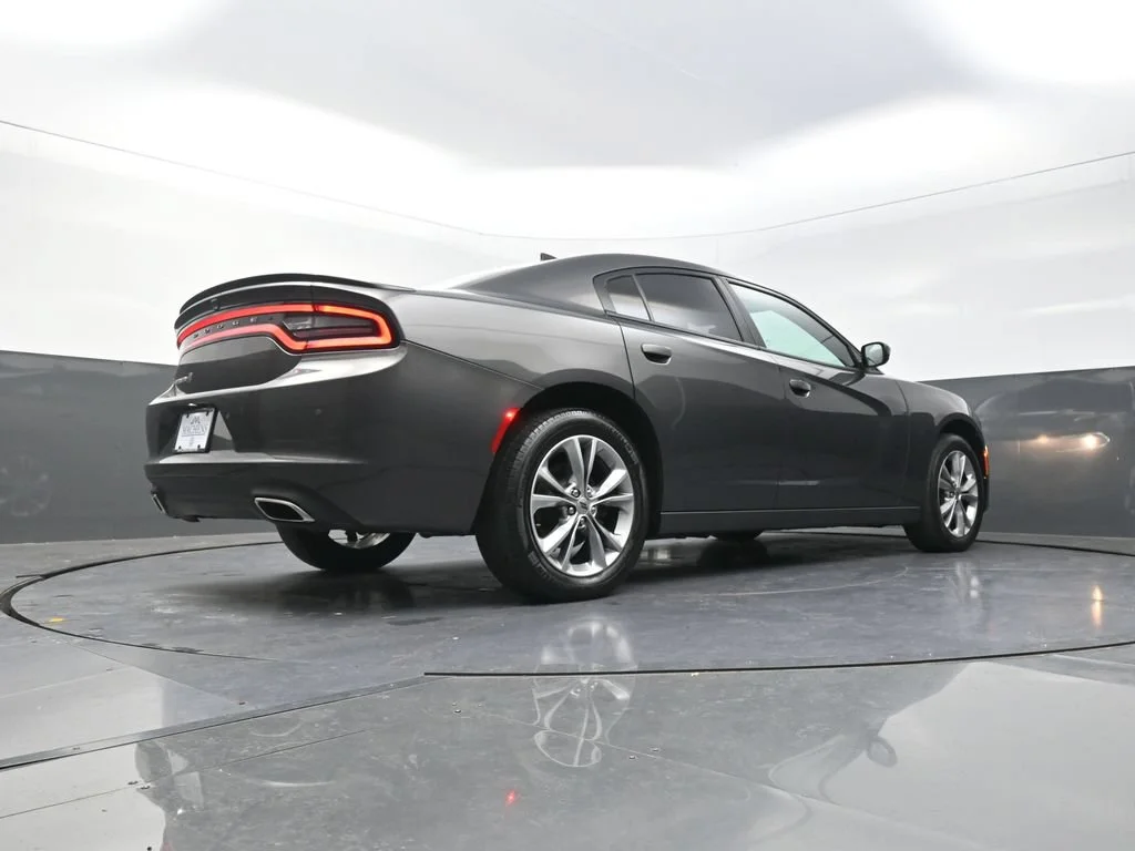 Used 2020 Gray Dodge SXT image 30