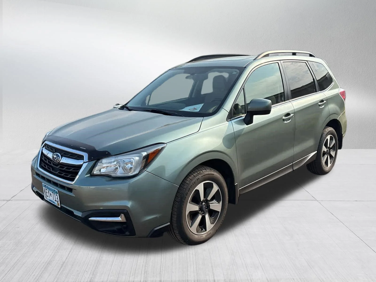 Used 2017 Jasmine Green Metallic Subaru Premium image 20