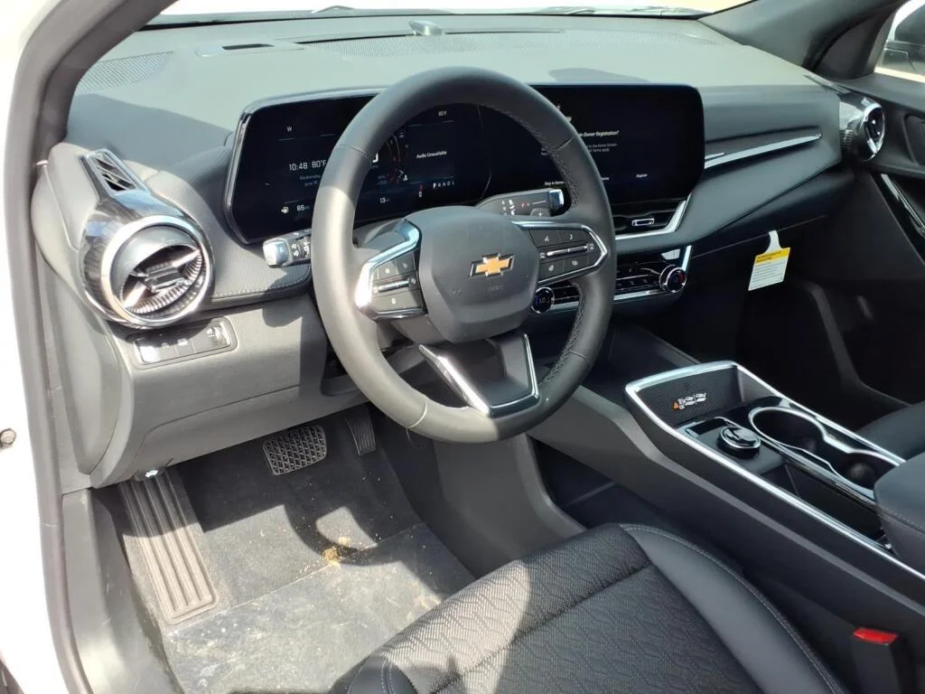 New 2026 Summit White Chevrolet FWD LT image 8