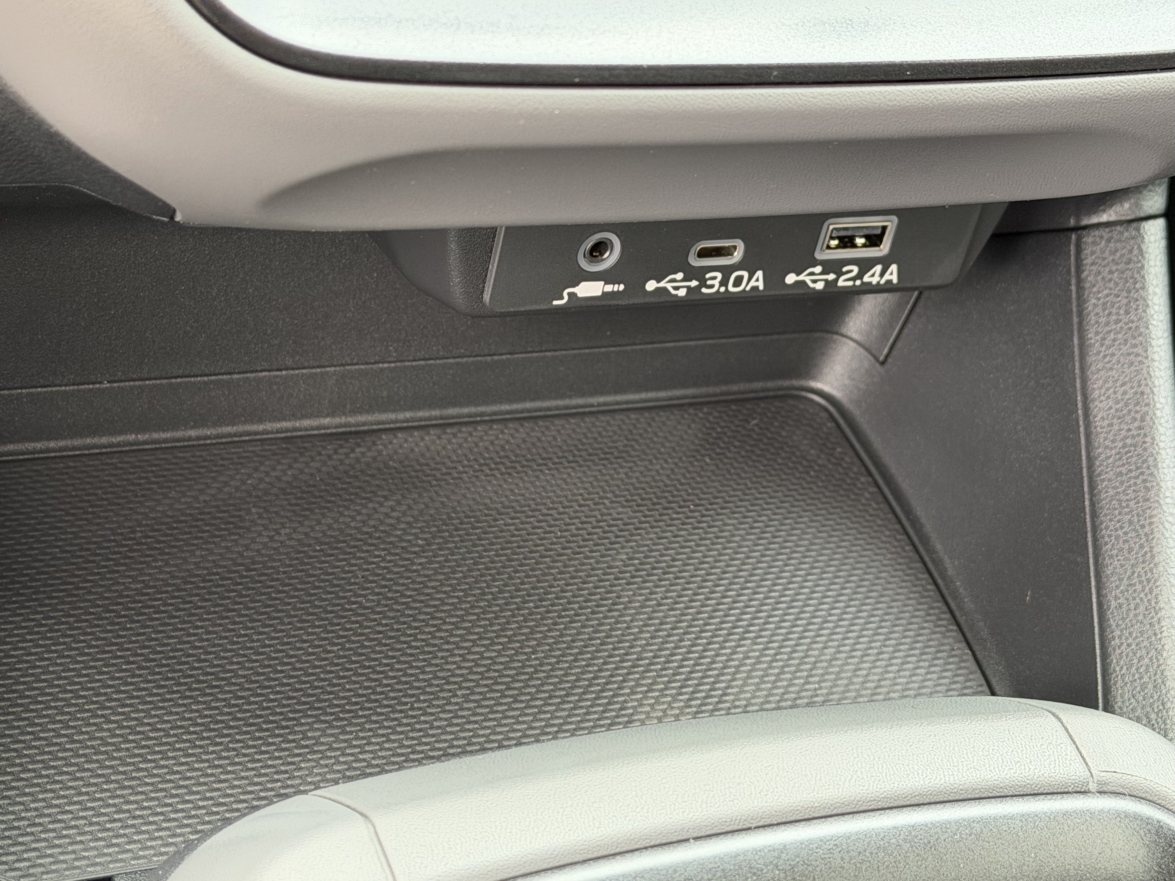 New 2026 SAPPHIRE BLUE PEARL Subaru Premium image 27