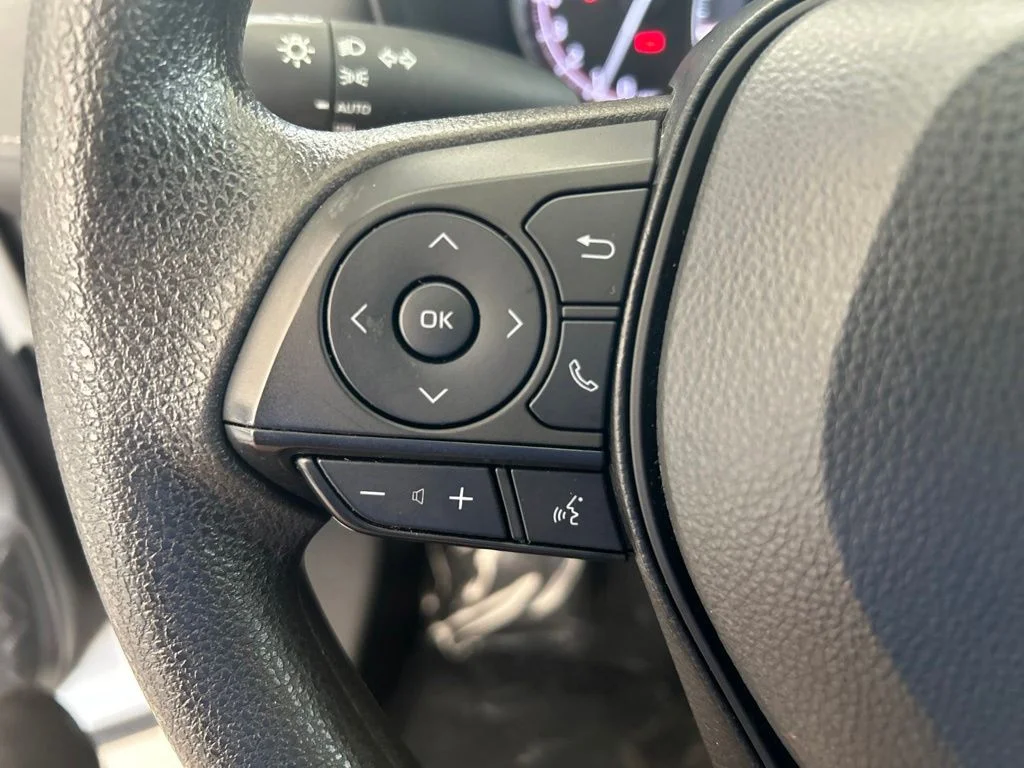 Used 2025 White Toyota XLE image 42