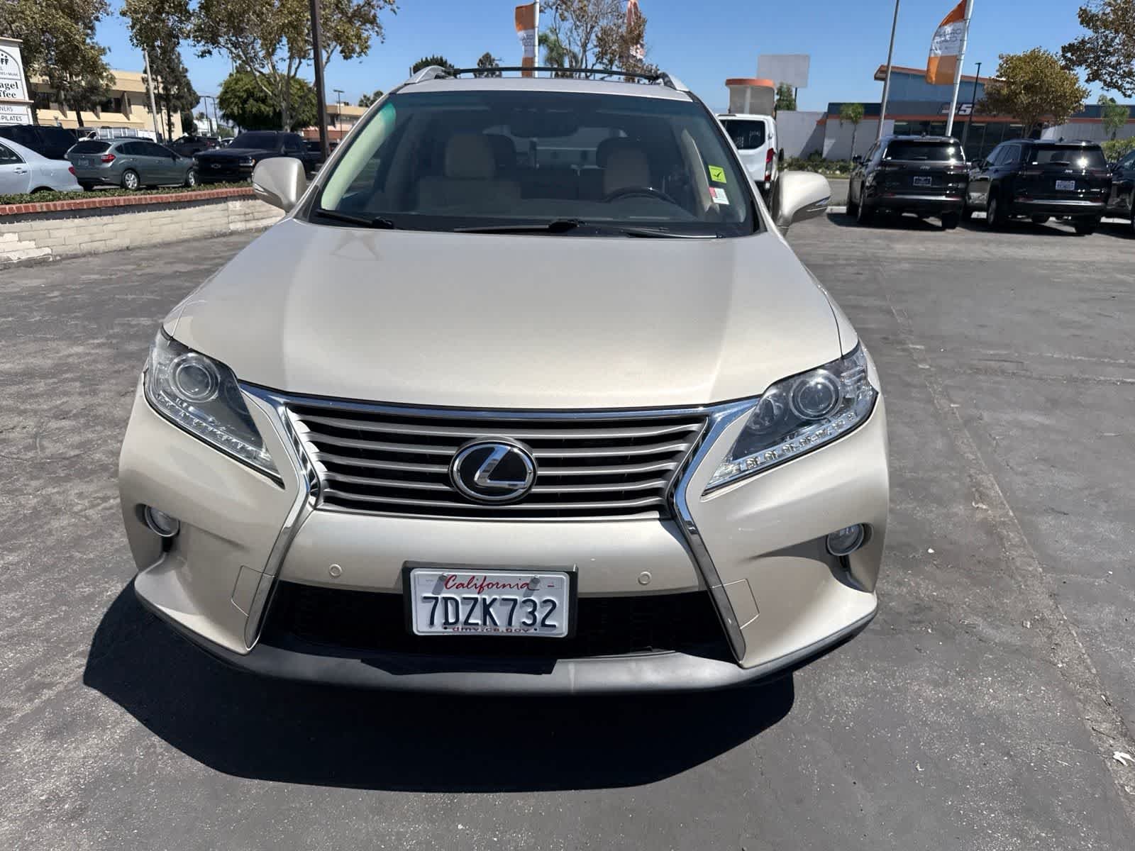 Used 2014 Satin Cashmere Metallic Lexus  image 4