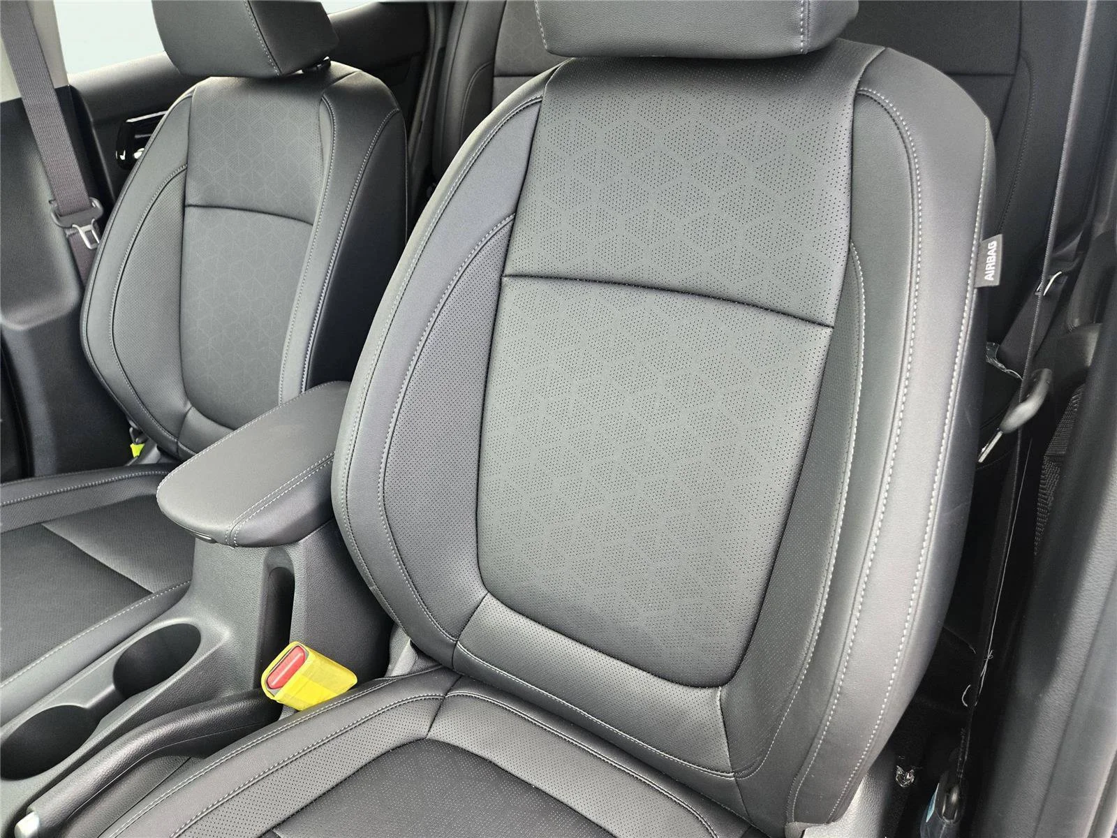 New 2026 Fusion Black Kia EX image 16