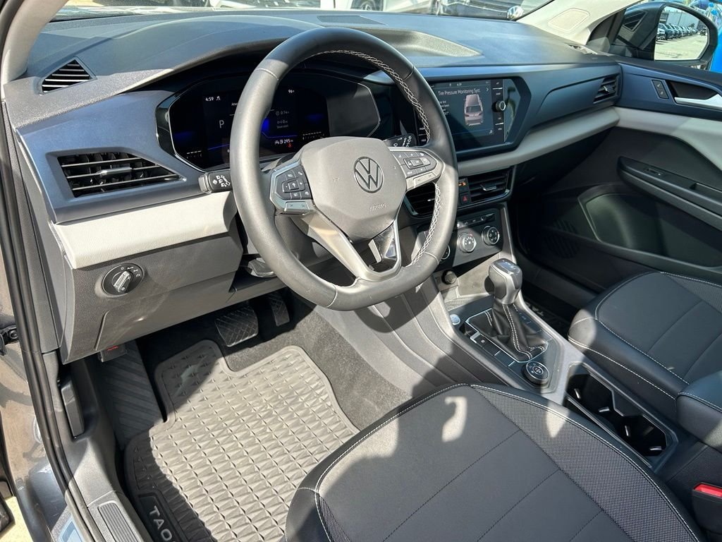 Certified Used 2022 Gray Volkswagen 1.5T SE image 16