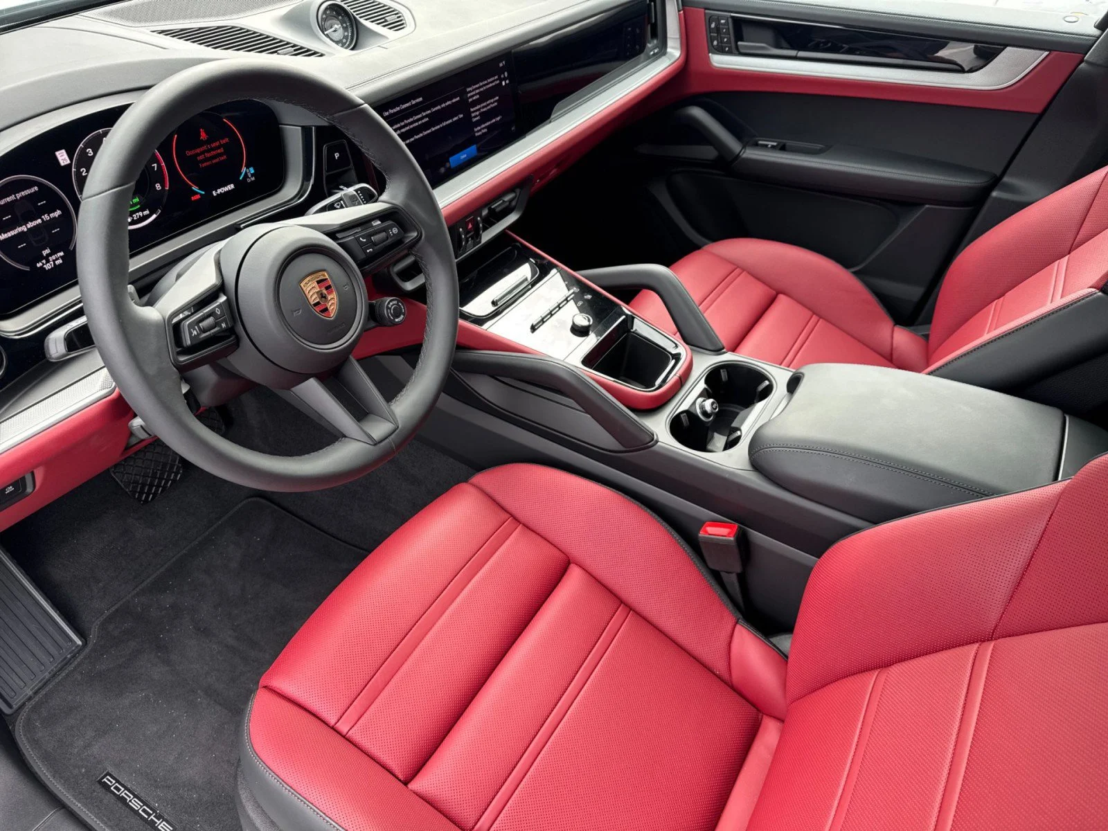 New 2026 CARRARA WHITE Porsche E-Hybrid image 4