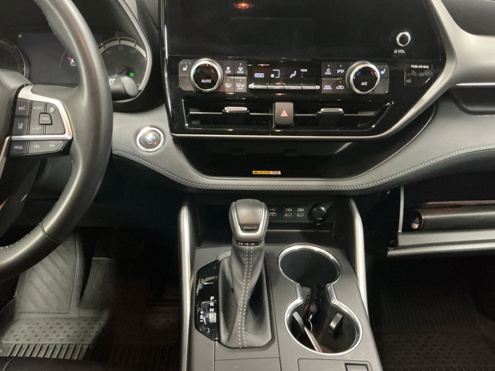 Used 2023 Gray Toyota Hybrid XLE image 11