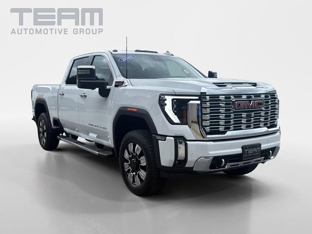 Used 2025 White GMC Denali image 1