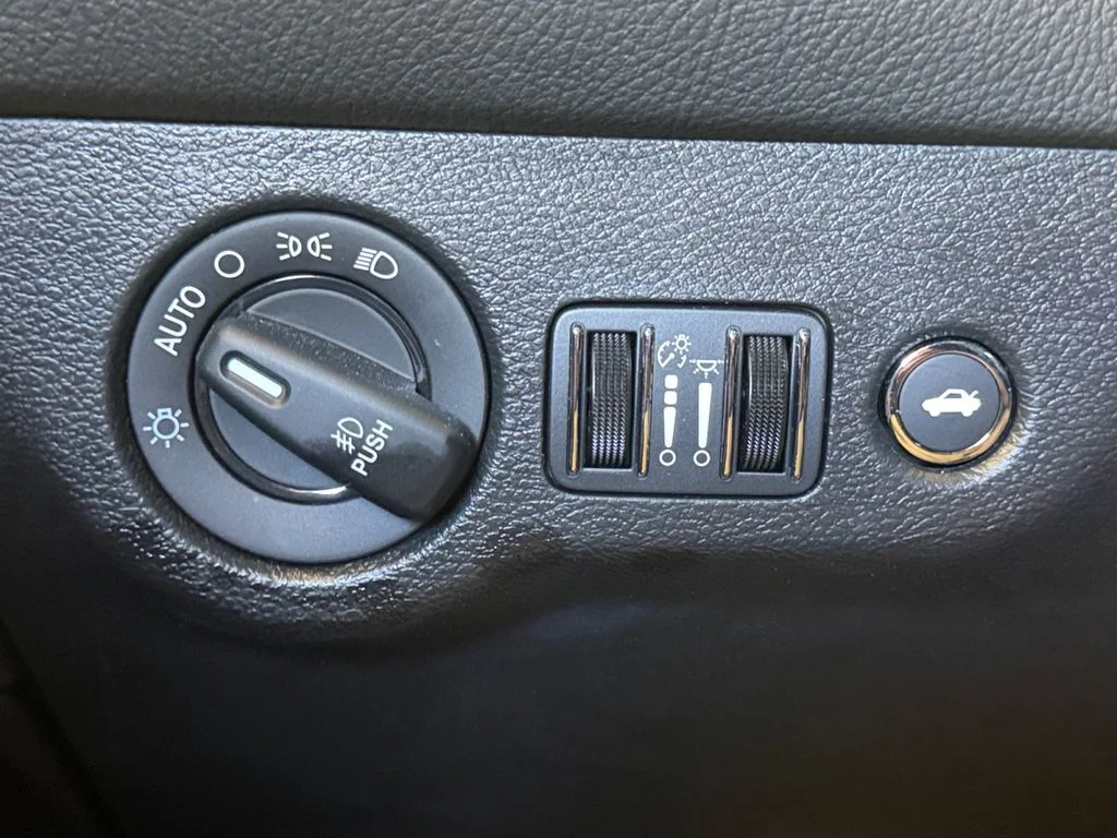 Used 2023 Gray Dodge R/T Scat Pack image 25