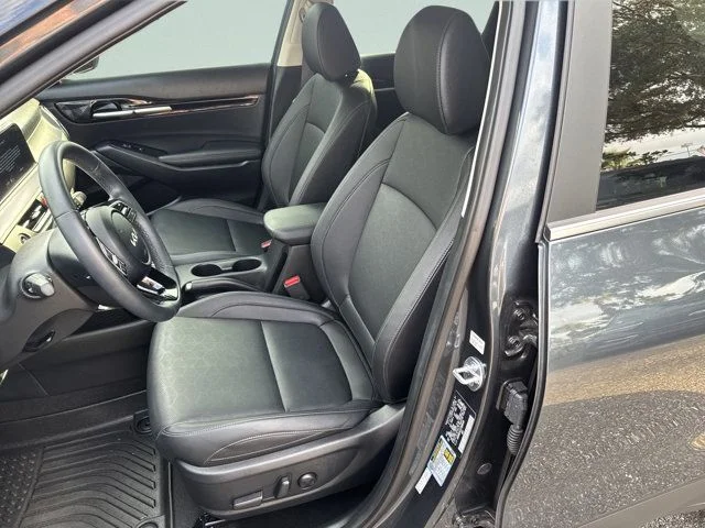 Used 2026 Gray Kia EX image 23