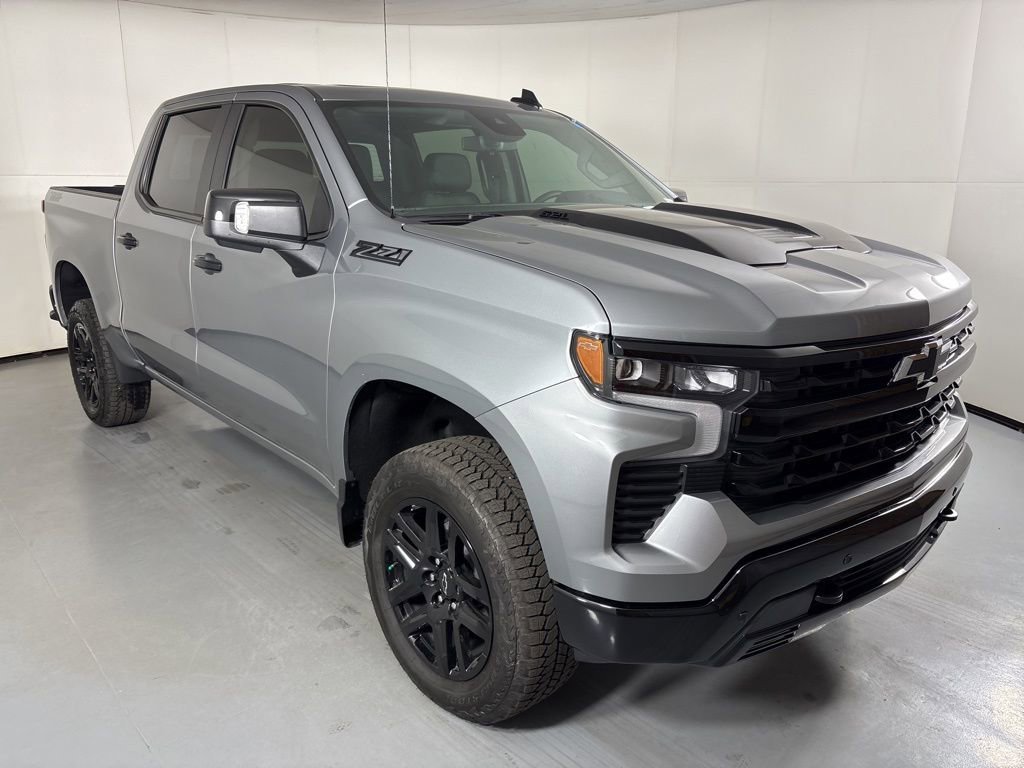 Used 2026 Sterling Gray Metallic Chevrolet LT Trail Boss image 2
