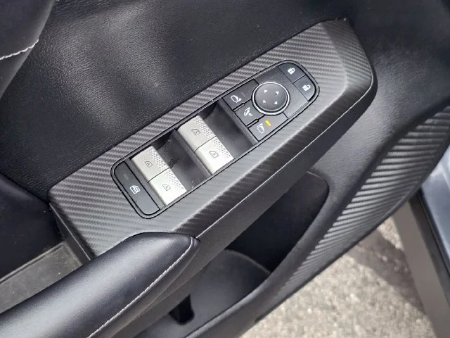 2024 Mitsubishi Outlander SE - Photo 23