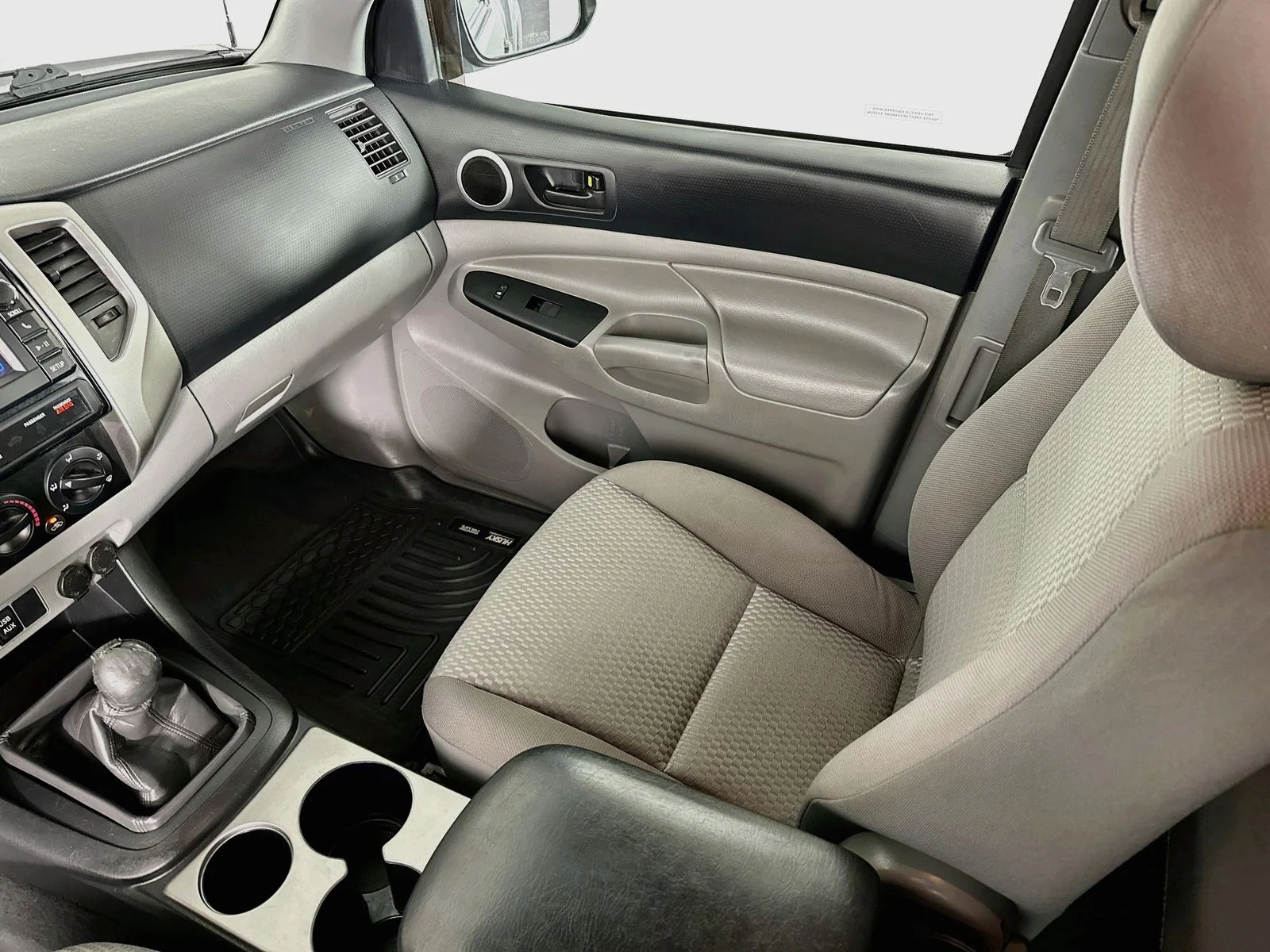Used 2013 Magnetic Gray Metallic Toyota Base image 22