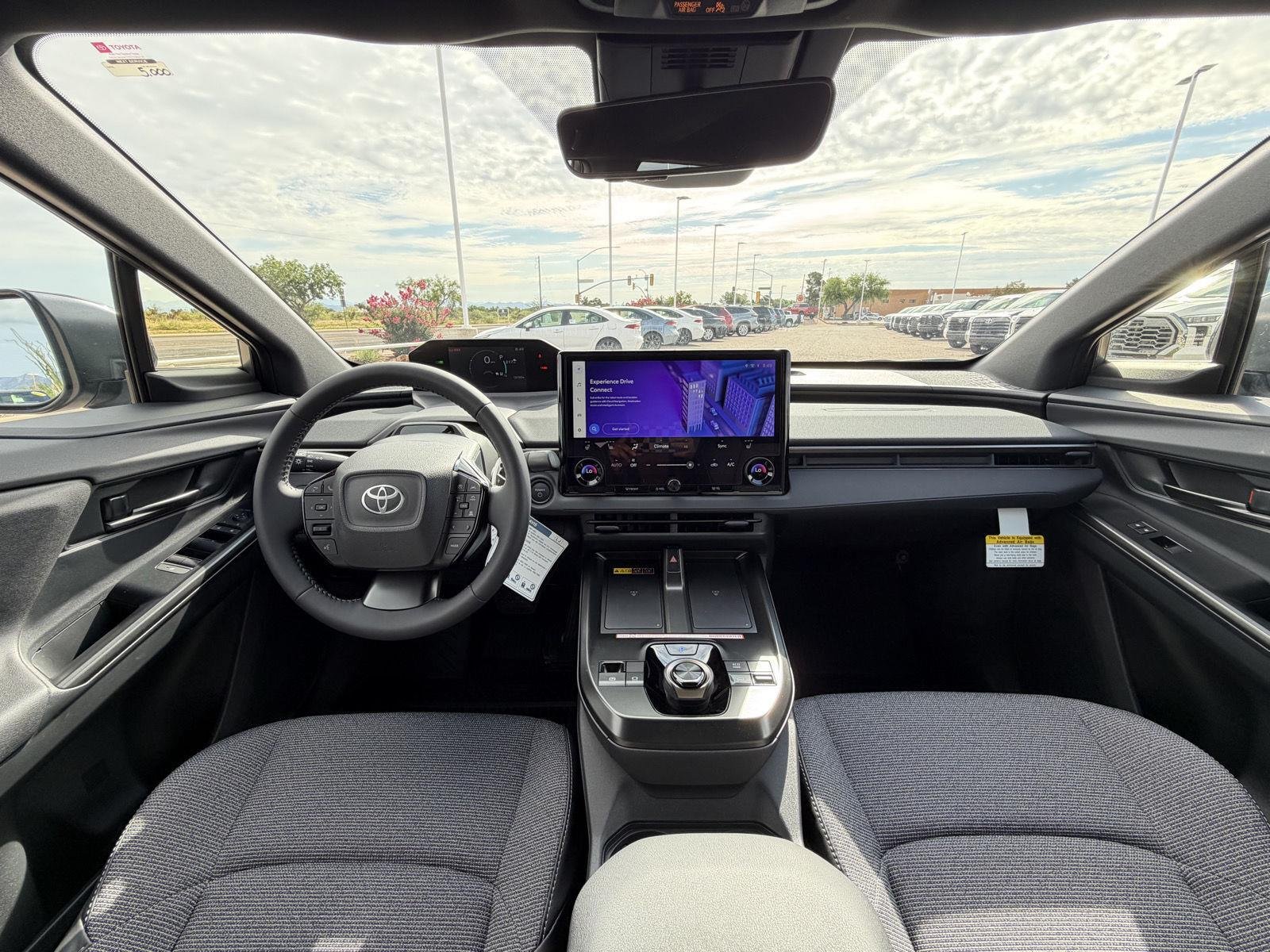 2026 Toyota bZ XLE - Photo 19