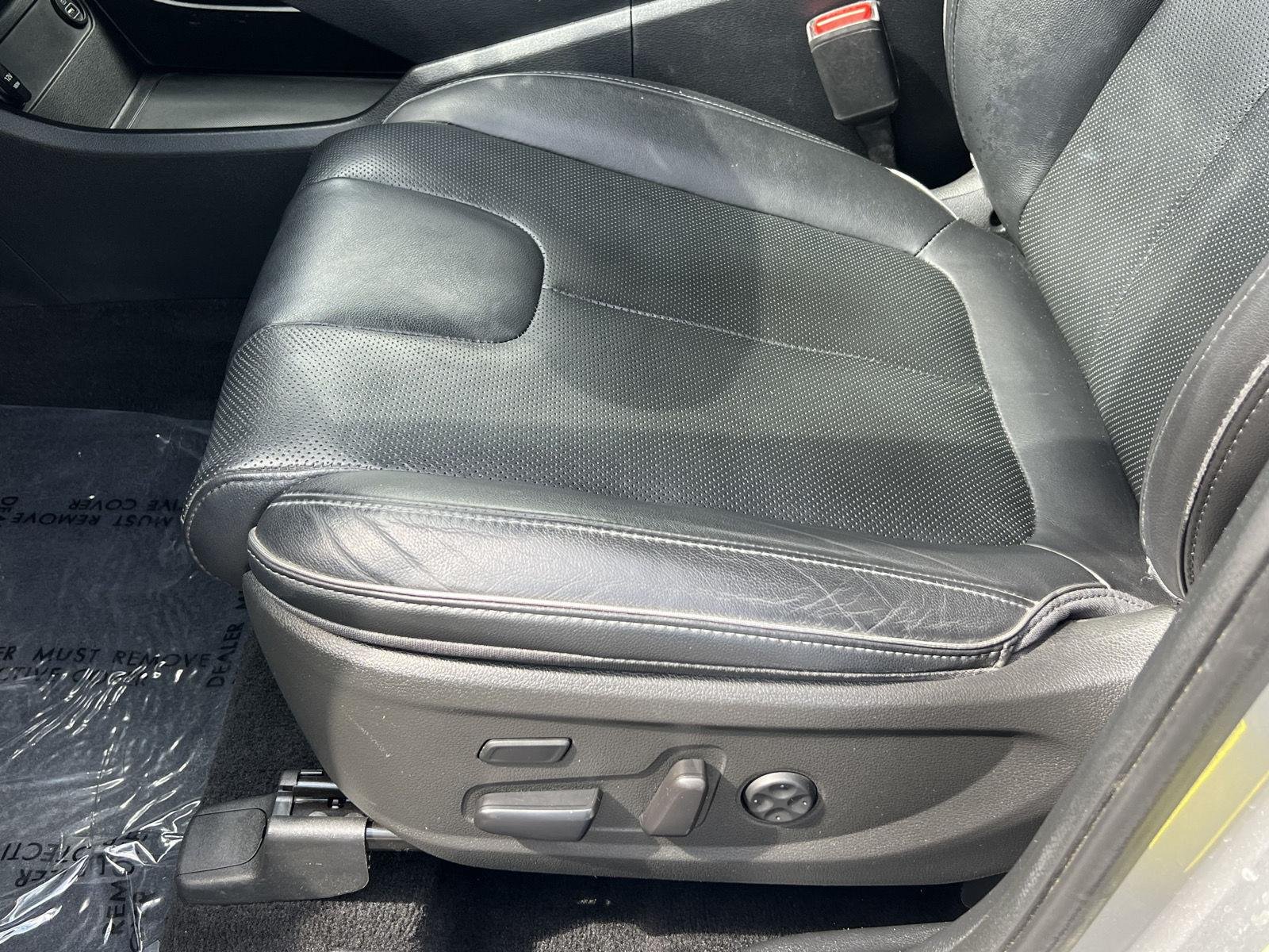 Used 2023 Shimmering Silver Hyundai Limited image 30
