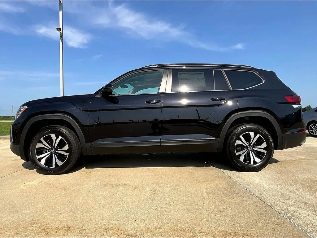New 2026 Black Volkswagen SE image 6
