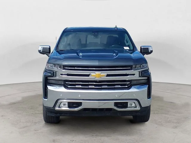 Used 2019 Shadow Gray Metallic Chevrolet LTZ image 8