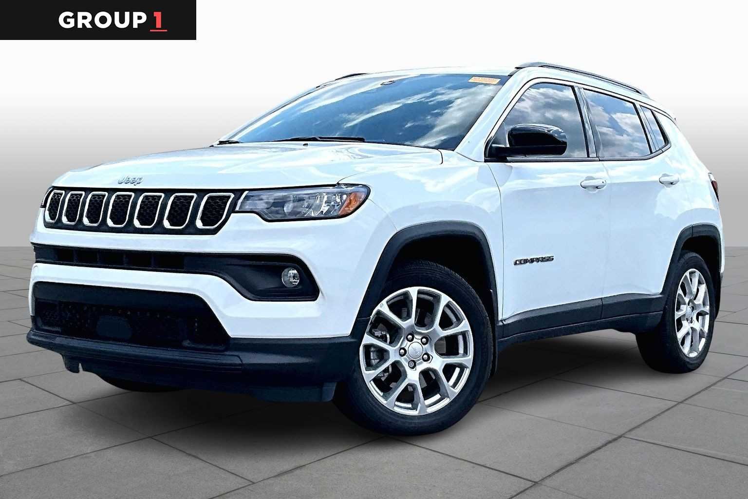 2023 Jeep Compass Latitude Lux