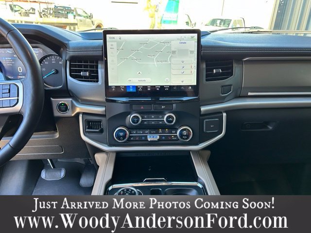 Used 2023 Agate Black Metallic Ford XLT image 12