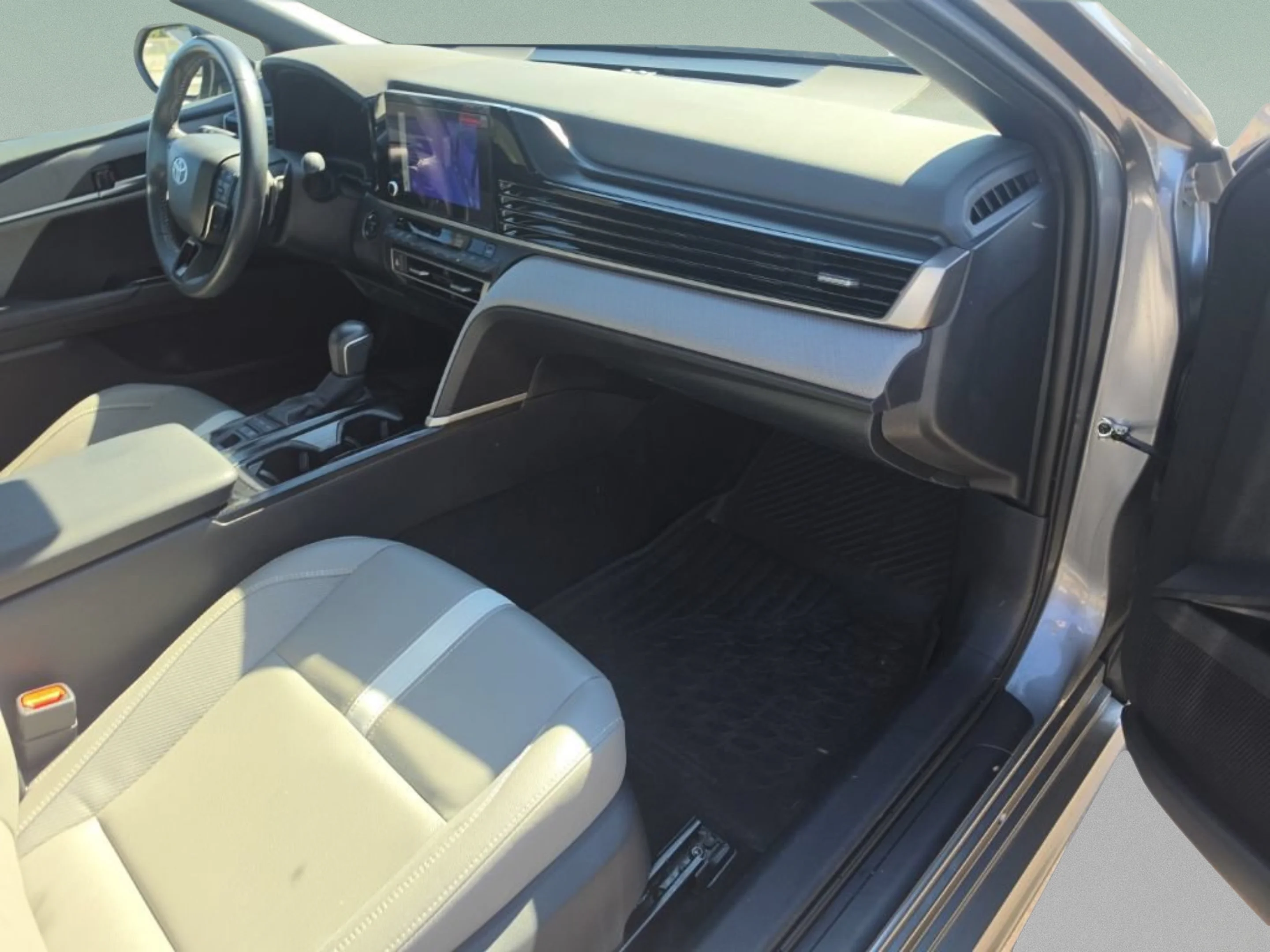 Used 2025 Gray Toyota SE image 32
