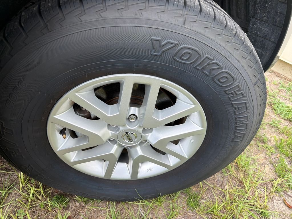 Used 2021 Gray Nissan SV image 15