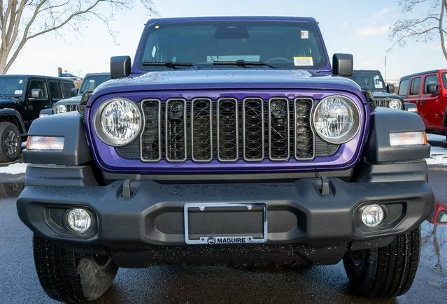 New 2026 Reign Exterior Paint Jeep Sport S image 3