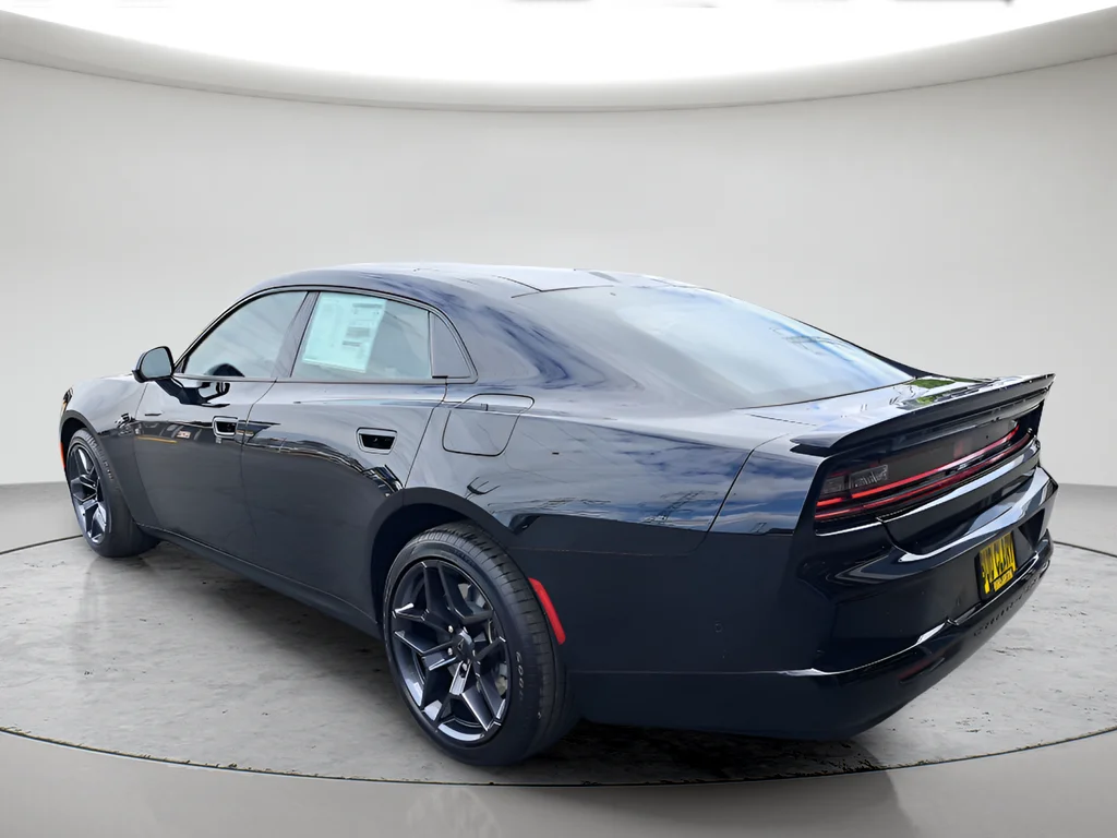 New 2026 Diamond Black Crystal Pearlcoat Dodge R/T Plus image 4