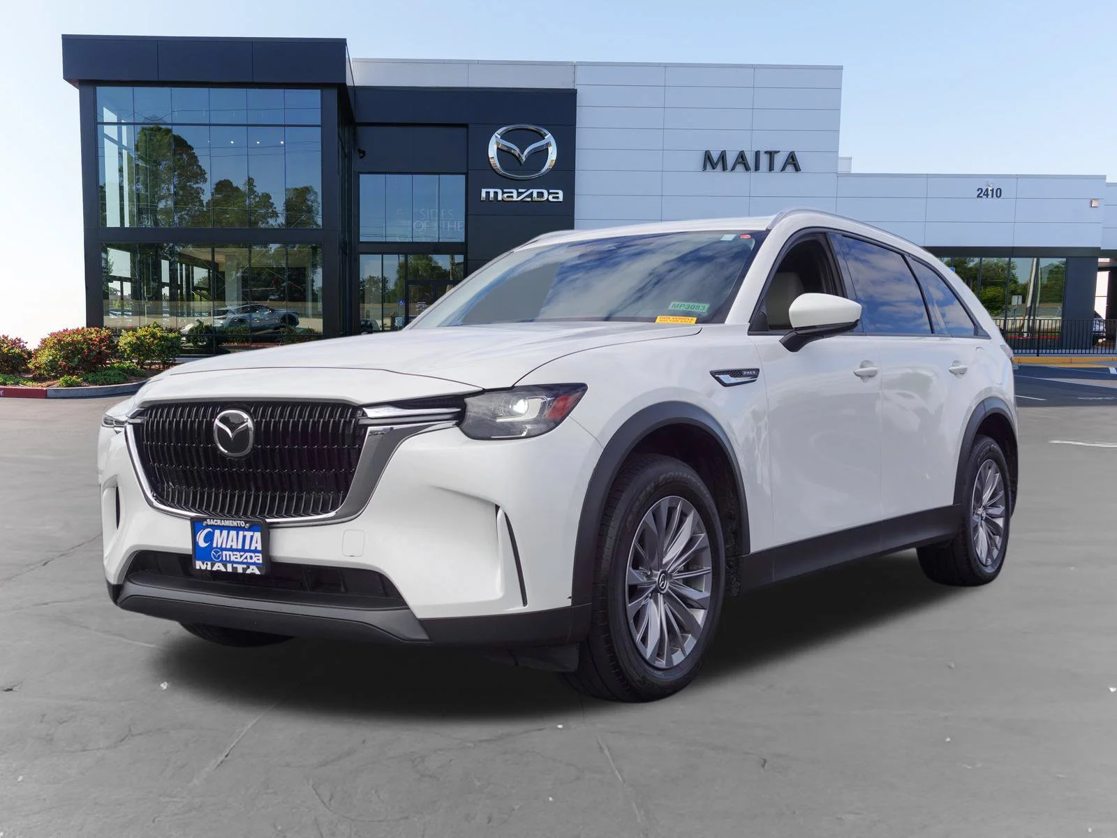 Certified Used 2024 Rhodium White Premium Mazda Preferred image 10
