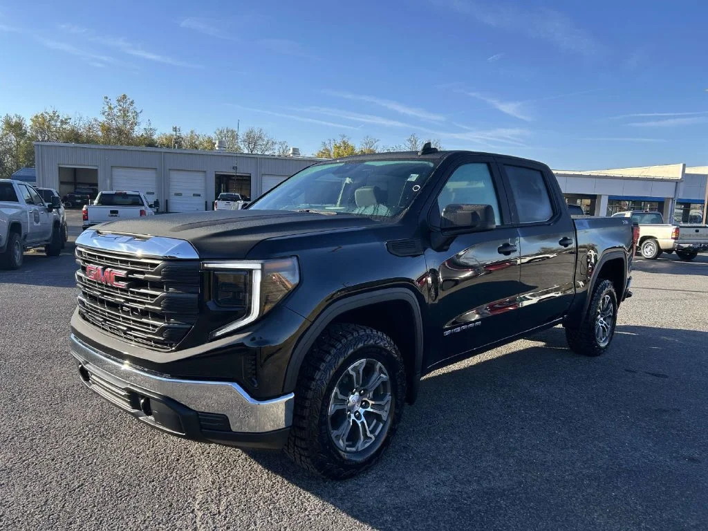 New 2026 Onyx Black GMC Pro image 8