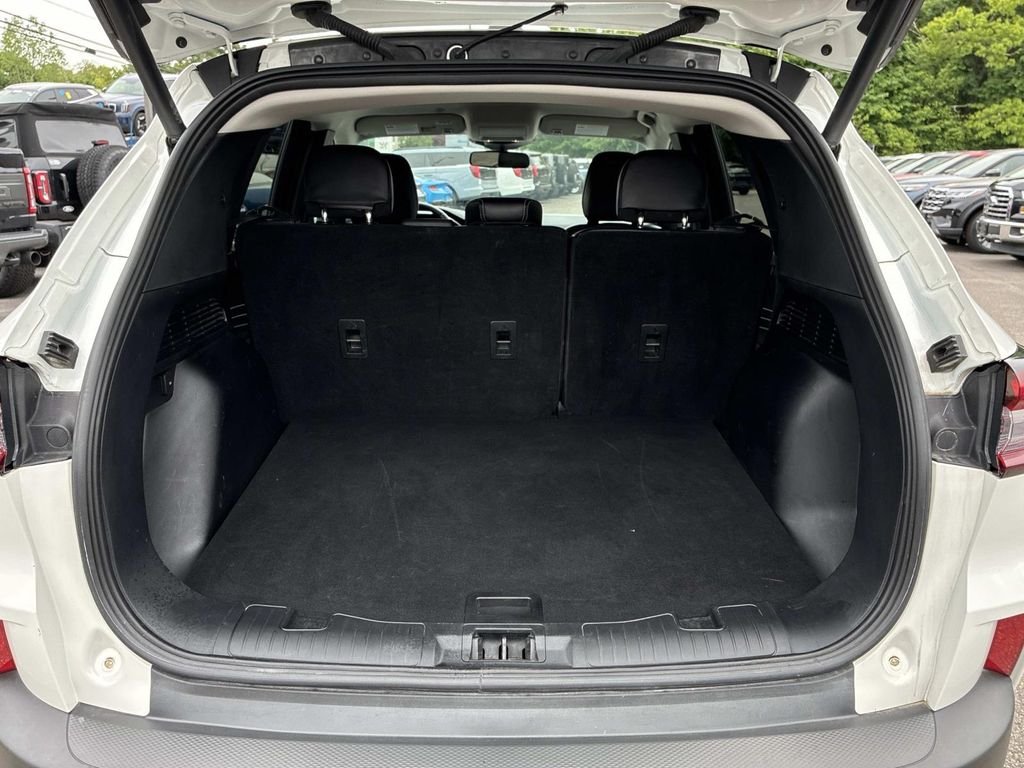 Used 2024 White Ford Platinum image 13